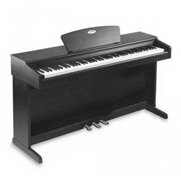 Suzuki deals keyboard piano