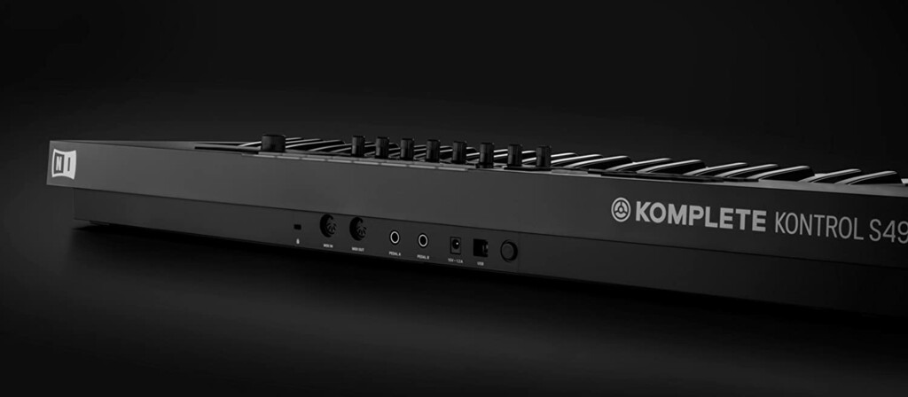 Native Instruments Komplete Kontrol S49 MK2 Smart Keyboard Controller
